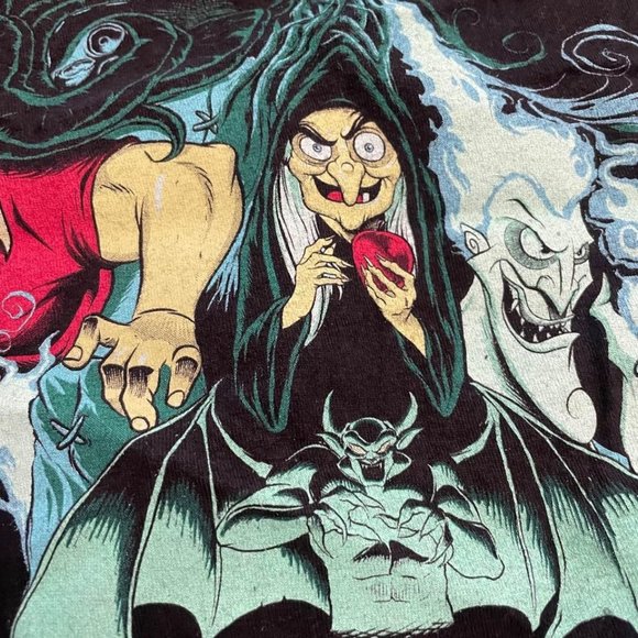 Disney Villians tshirt size small - Picture 2 of 5